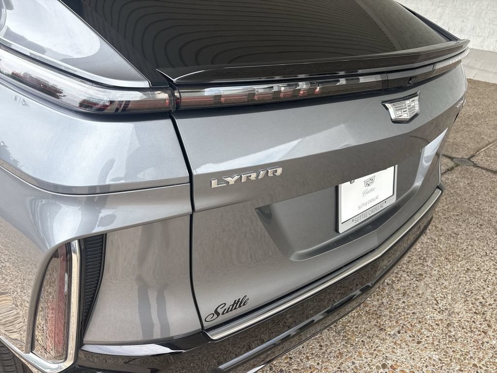 Certified 2023 Cadillac Lyriq 2WD image 33