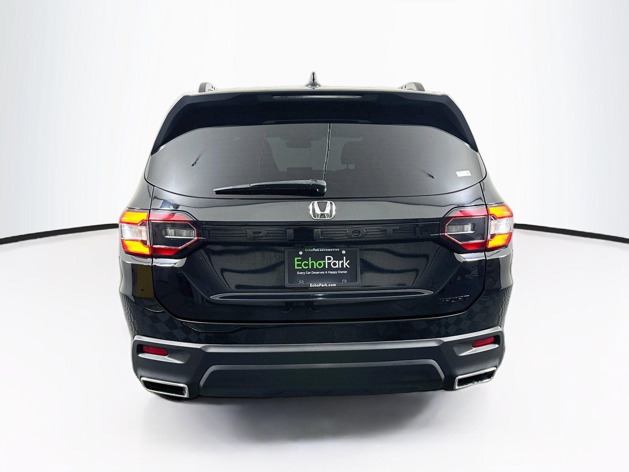 Used 2023 Honda Pilot Sport image 7