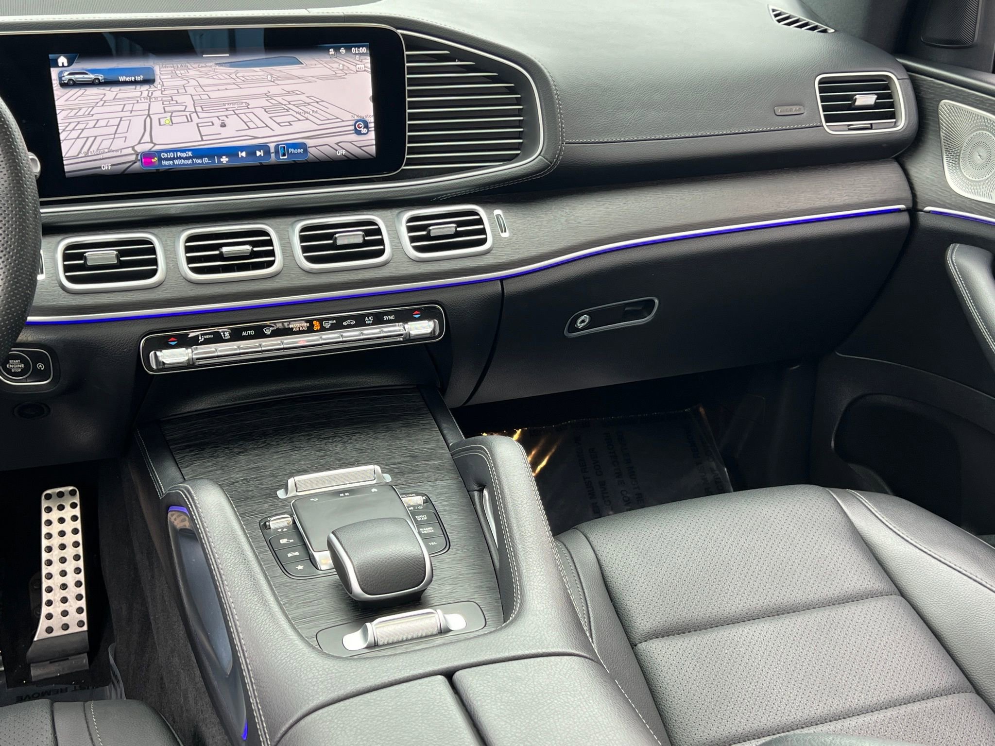 Used 2024 Mercedes-Benz GLS 450 4MATIC image 27