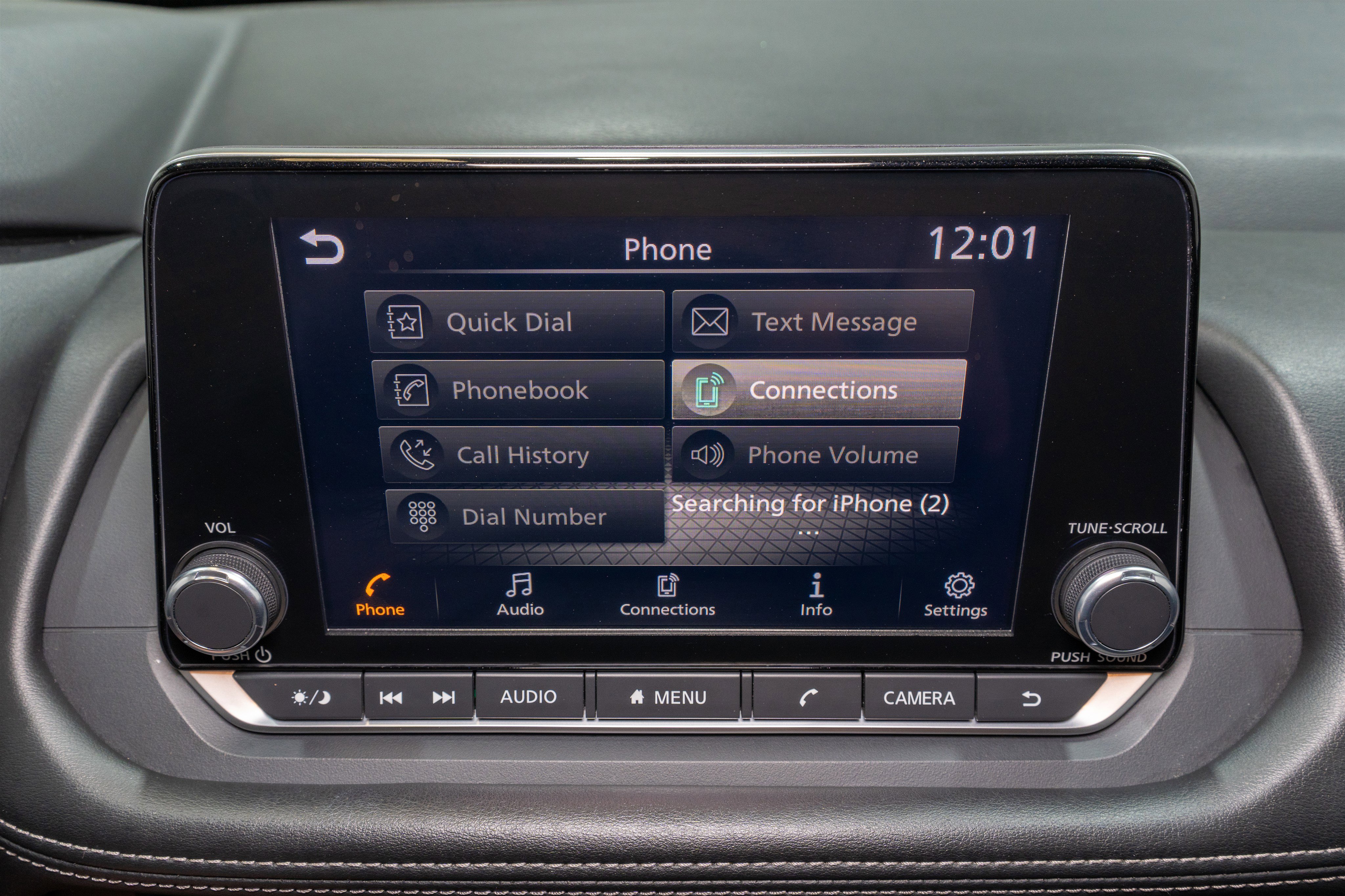 Used 2024 Nissan Rogue SV FWD image 17