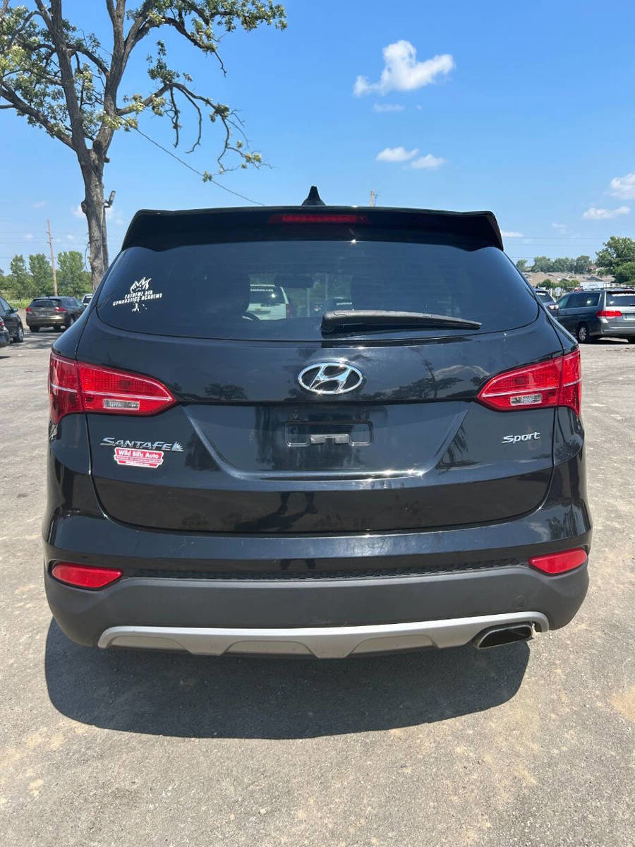Used 2013 Hyundai Santa Fe Sport FWD image 6