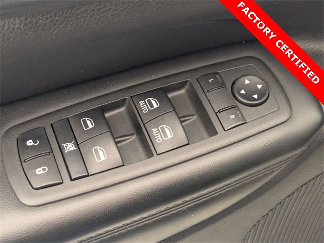 Certified 2021 Jeep Grand Cherokee Laredo image 11