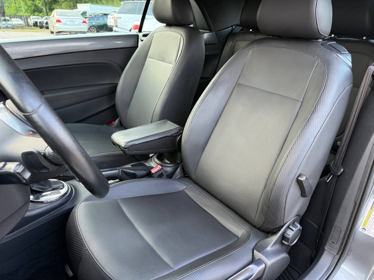 Used 2013 Volkswagen Beetle TDI FWD image 12