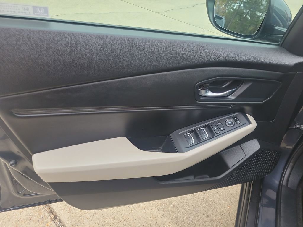 Used 2024 Honda Accord EX image 12