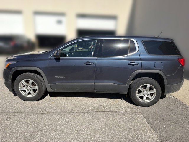 Used 2019 GMC Acadia SLE w/ LPO, Floor Liner Package FWD image 12