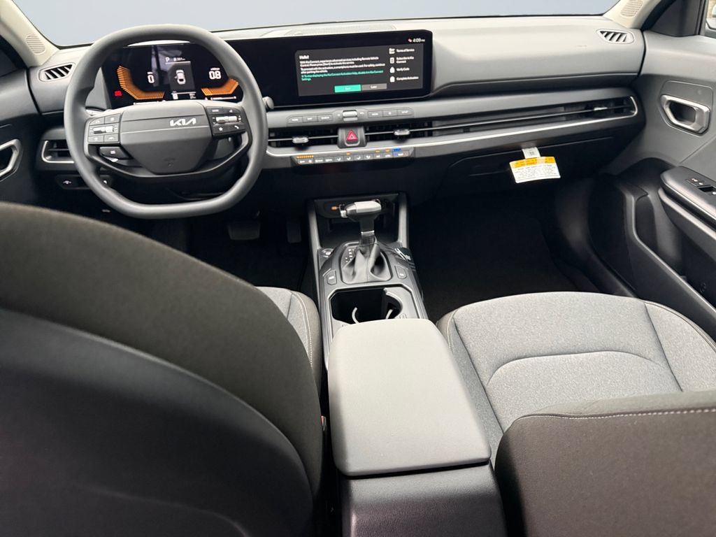New 2026 Kia K4 FWD image 10