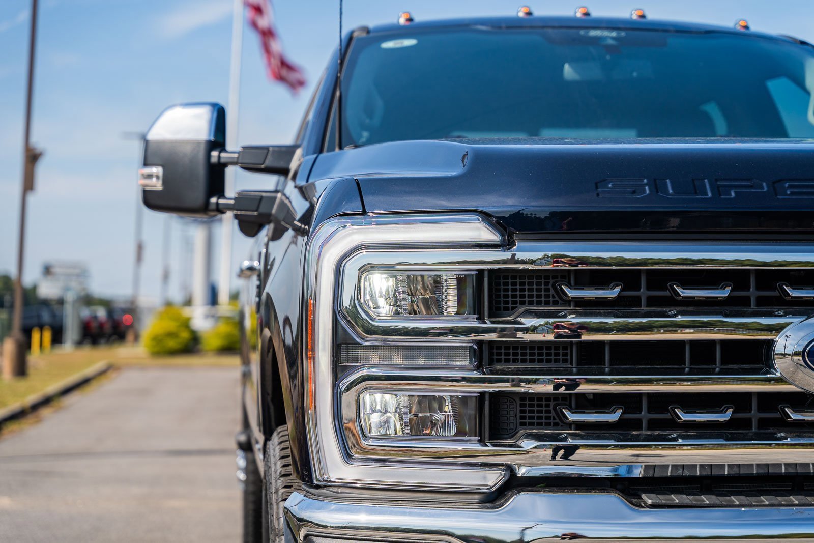 New 2025 Ford F250 Lariat w/ Lariat Ultimate Package image 12