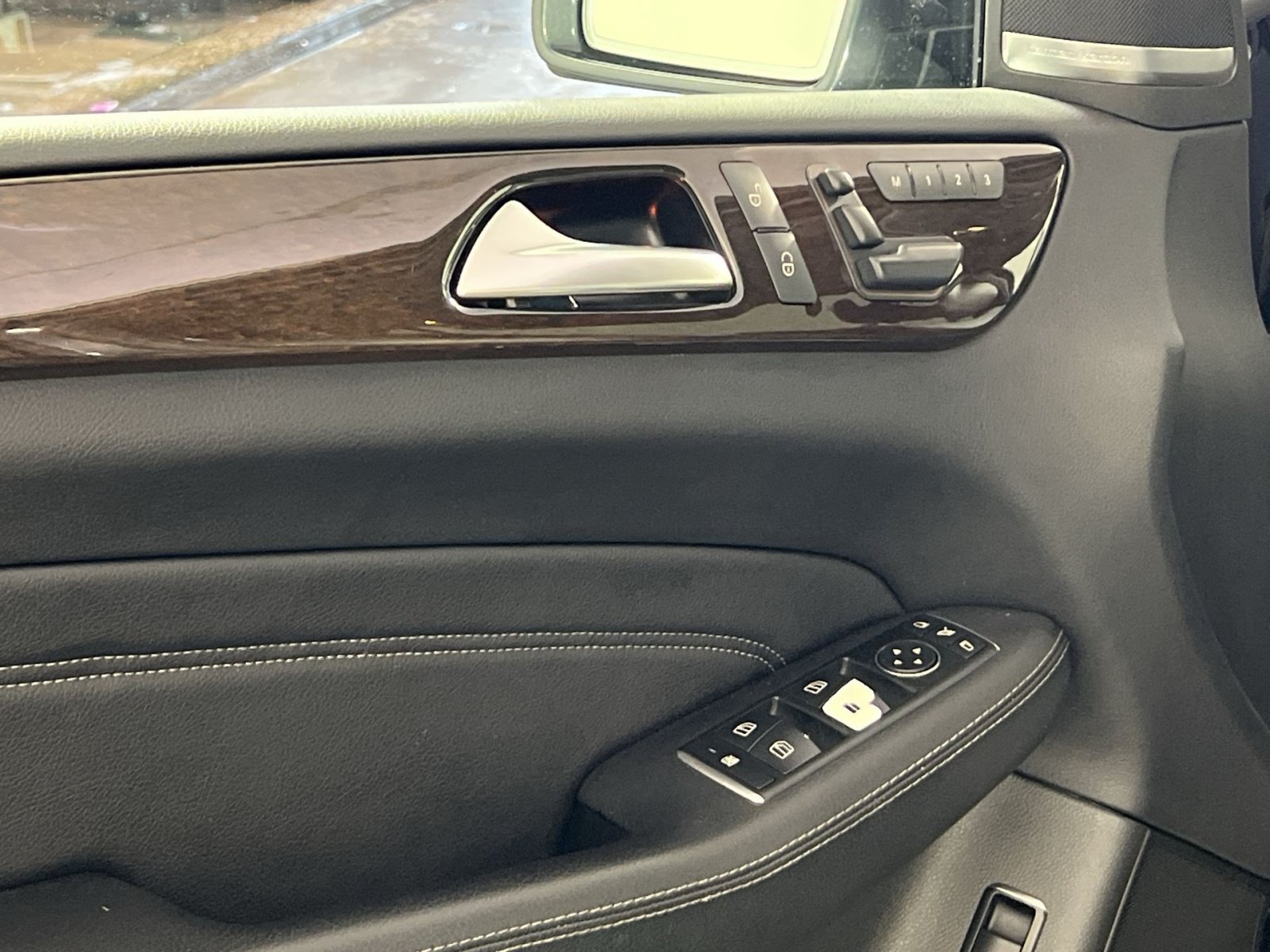 Used 2015 Mercedes-Benz ML 350 4MATIC image 15