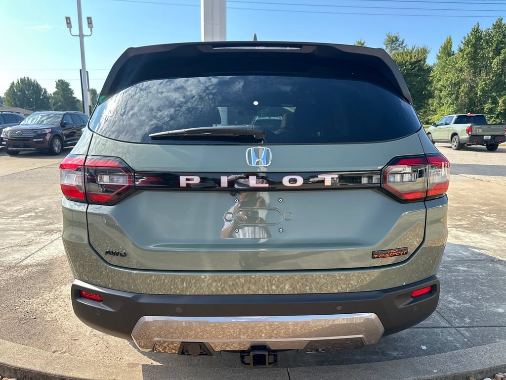 New 2026 Honda Pilot TrailSport image 4