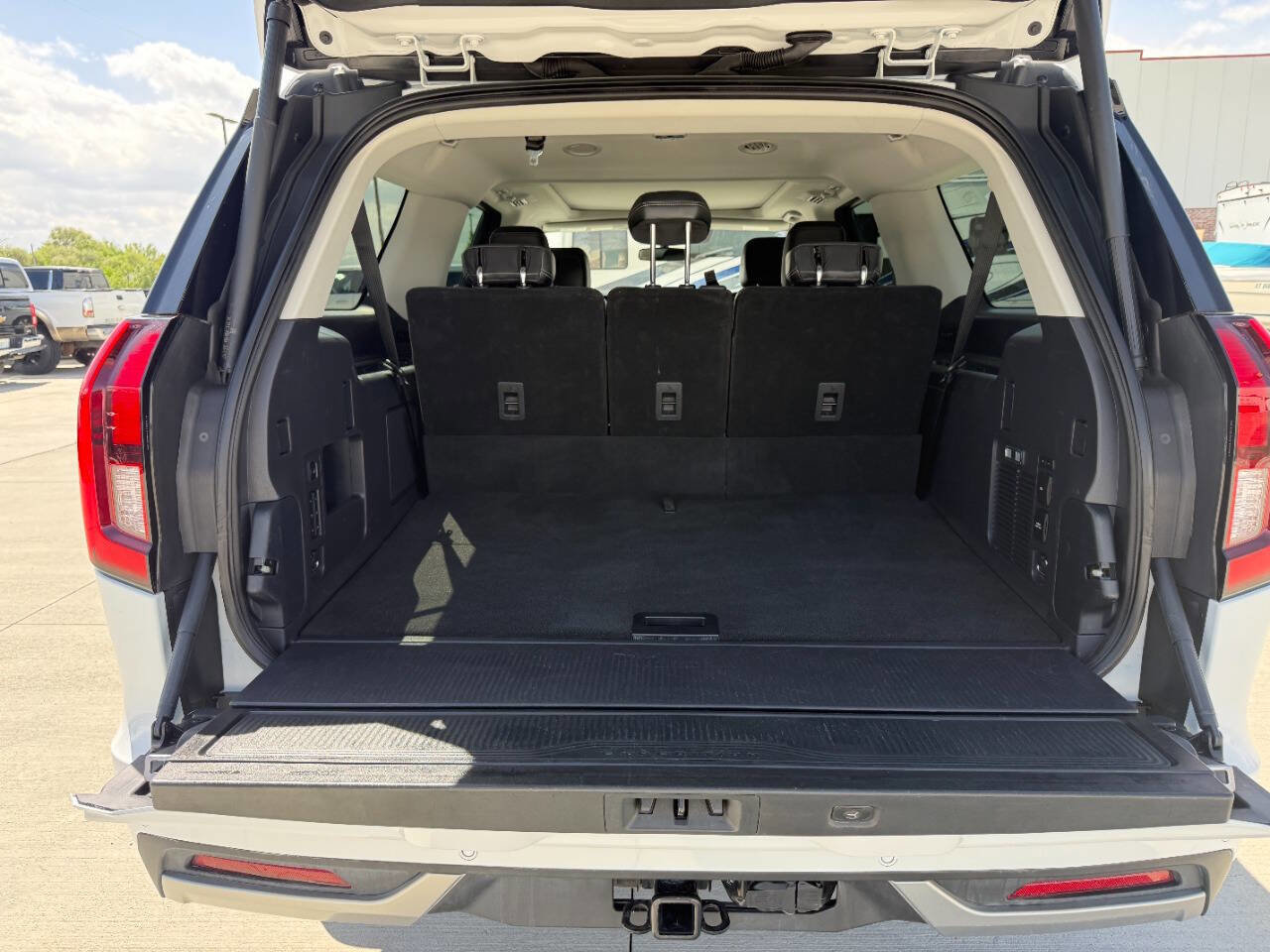 Used 2025 Ford Expedition Max Platinum image 32