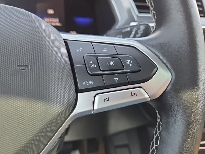 Used 2022 Volkswagen Tiguan SE w/ Panoramic Sunroof Package AWD/4WD image 29
