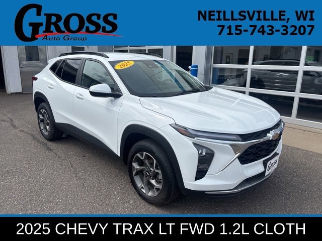 Used 2025 Chevrolet Trax LT w/ LT Convenience Package FWD image 1