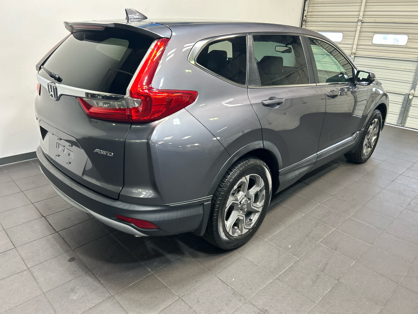 Used 2017 Honda CR-V EX-L image 3