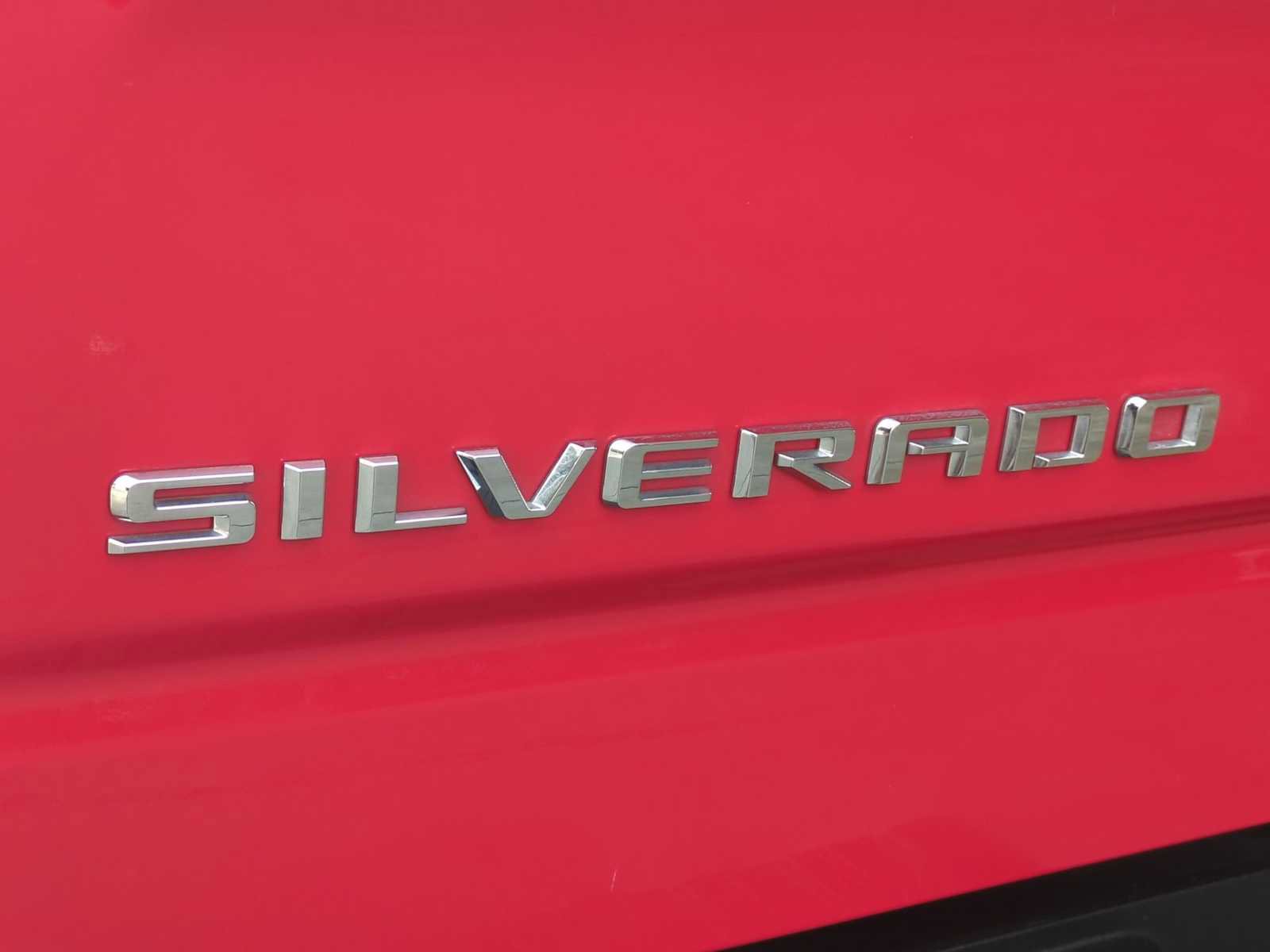 Used 2022 Chevrolet Silverado 1500 Custom image 9