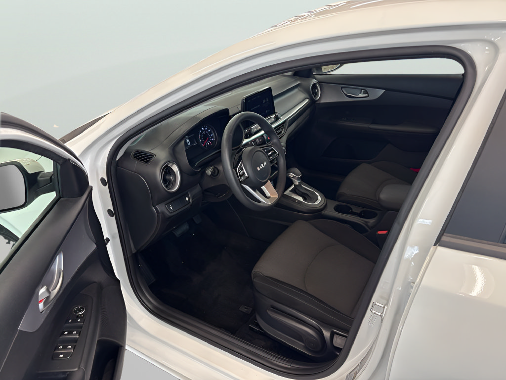 Used 2022 Kia Forte Sedan FWD image 10