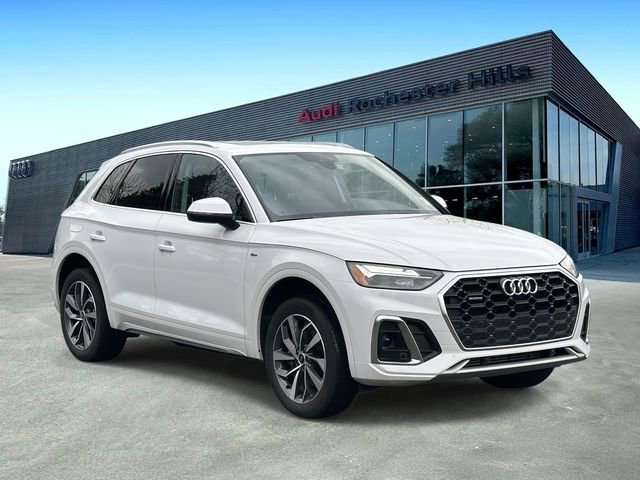 Used 2023 Audi Q5 2.0T Premium w/ Convenience Package image 7