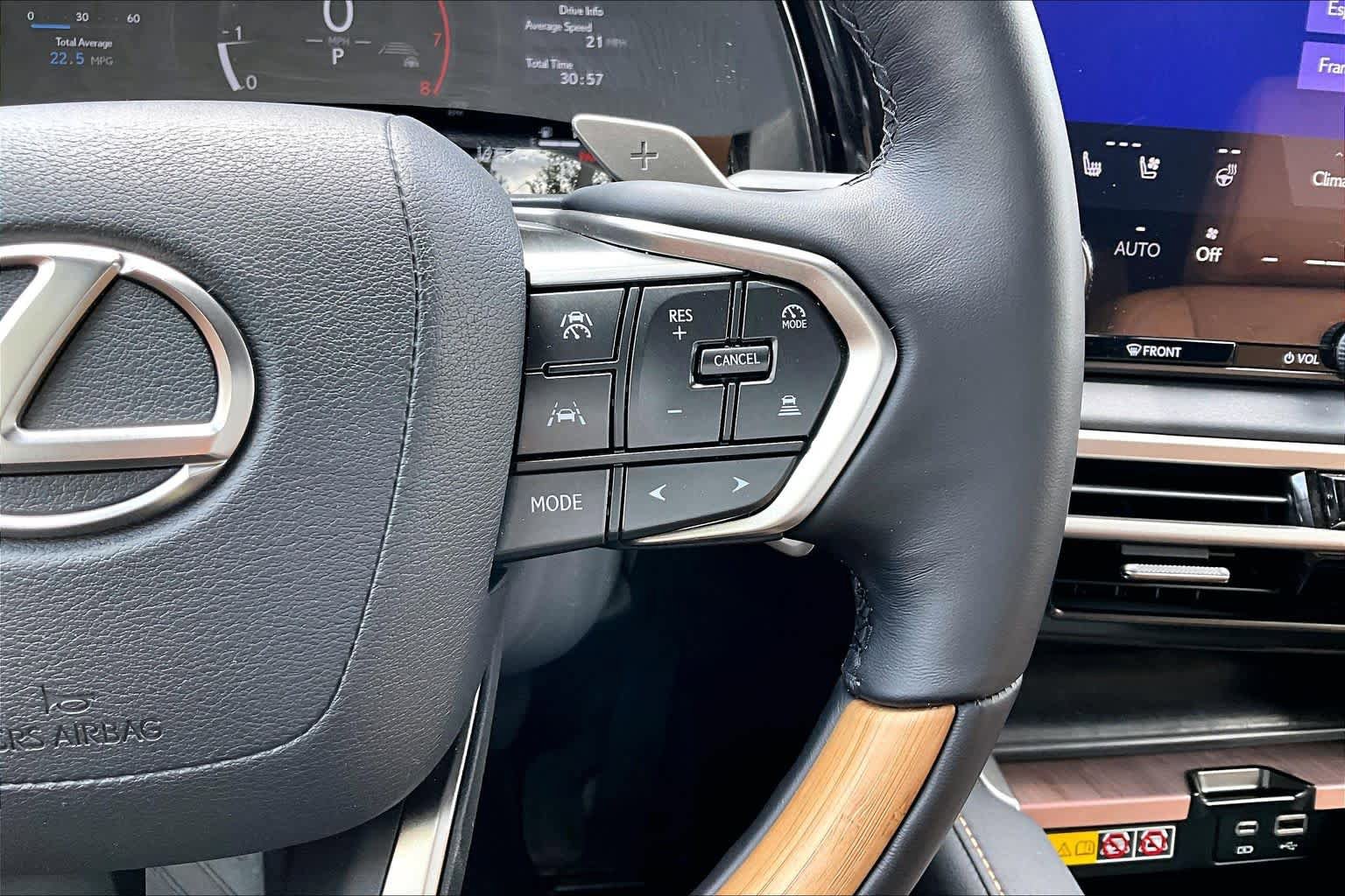 Used 2026 Lexus RX 350 Premium w/ Accessory Package (Z1) FWD image 23