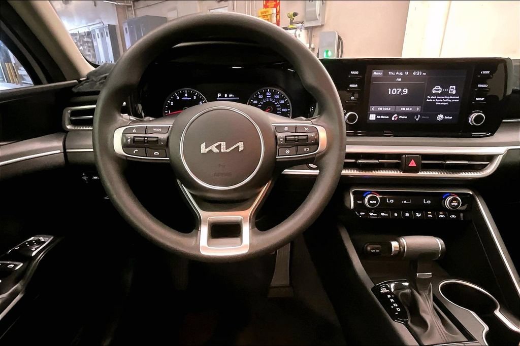 Used 2023 Kia K5 LXS FWD image 4