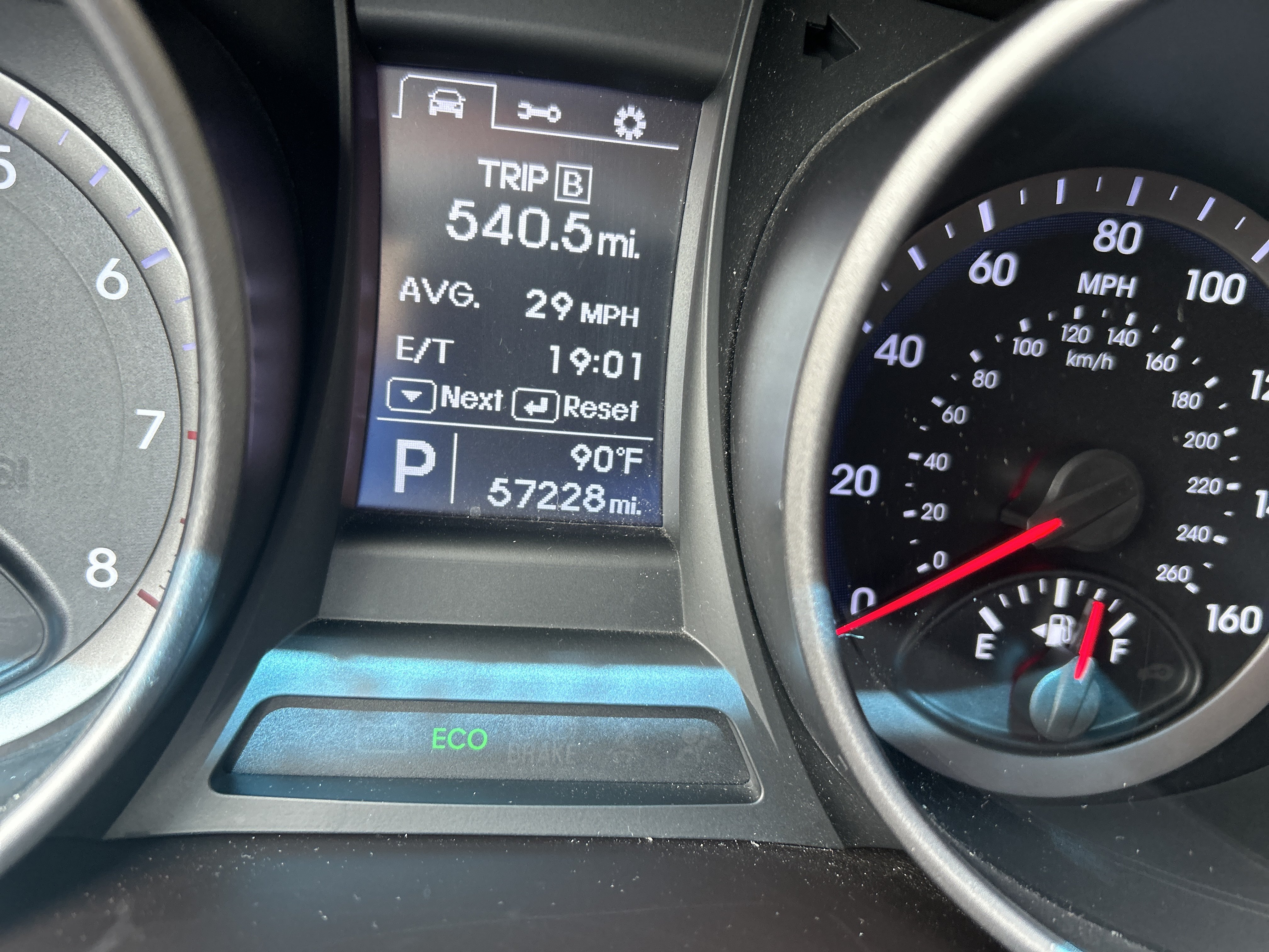 Used 2015 Hyundai Santa Fe Sport w/ Option Group 02 AWD/4WD image 11