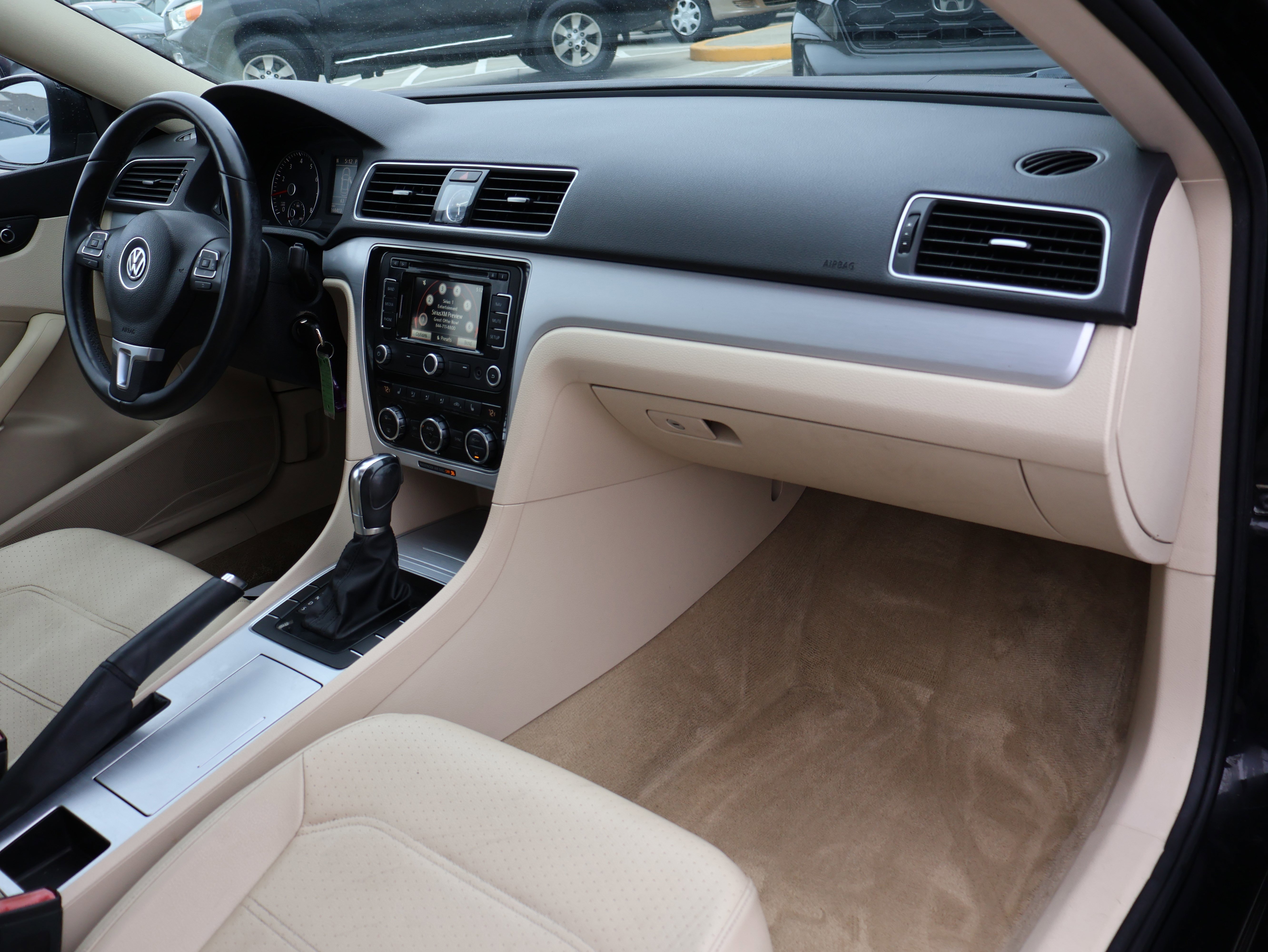 Used 2012 Volkswagen Passat 2.5 SE image 10