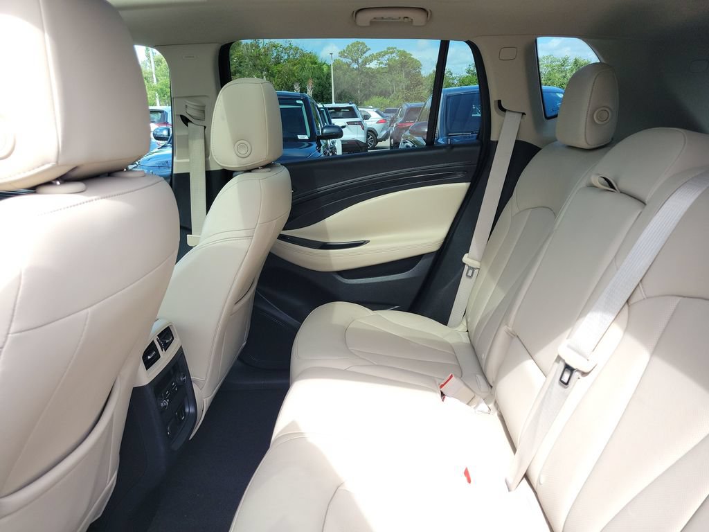 Used 2017 Buick Envision Essence FWD image 24