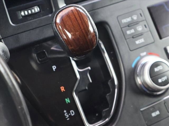 Used 2017 Toyota Sienna Limited Premium AWD/4WD image 18