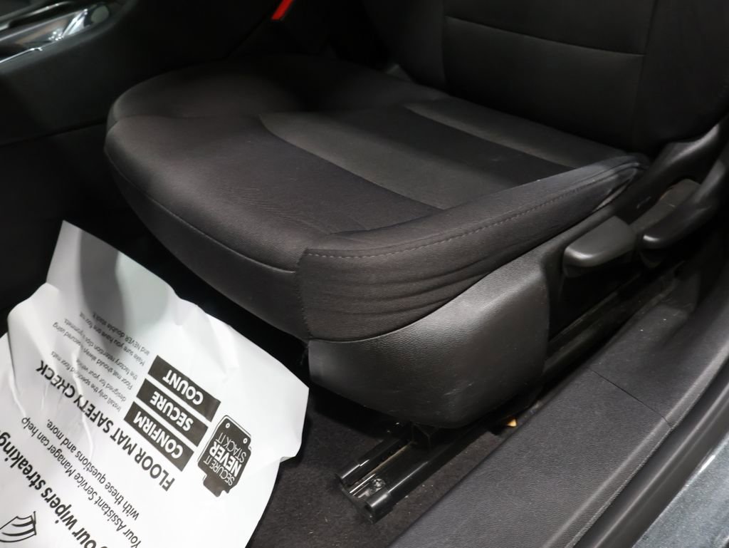 Used 2017 Chevrolet Malibu LS image 11