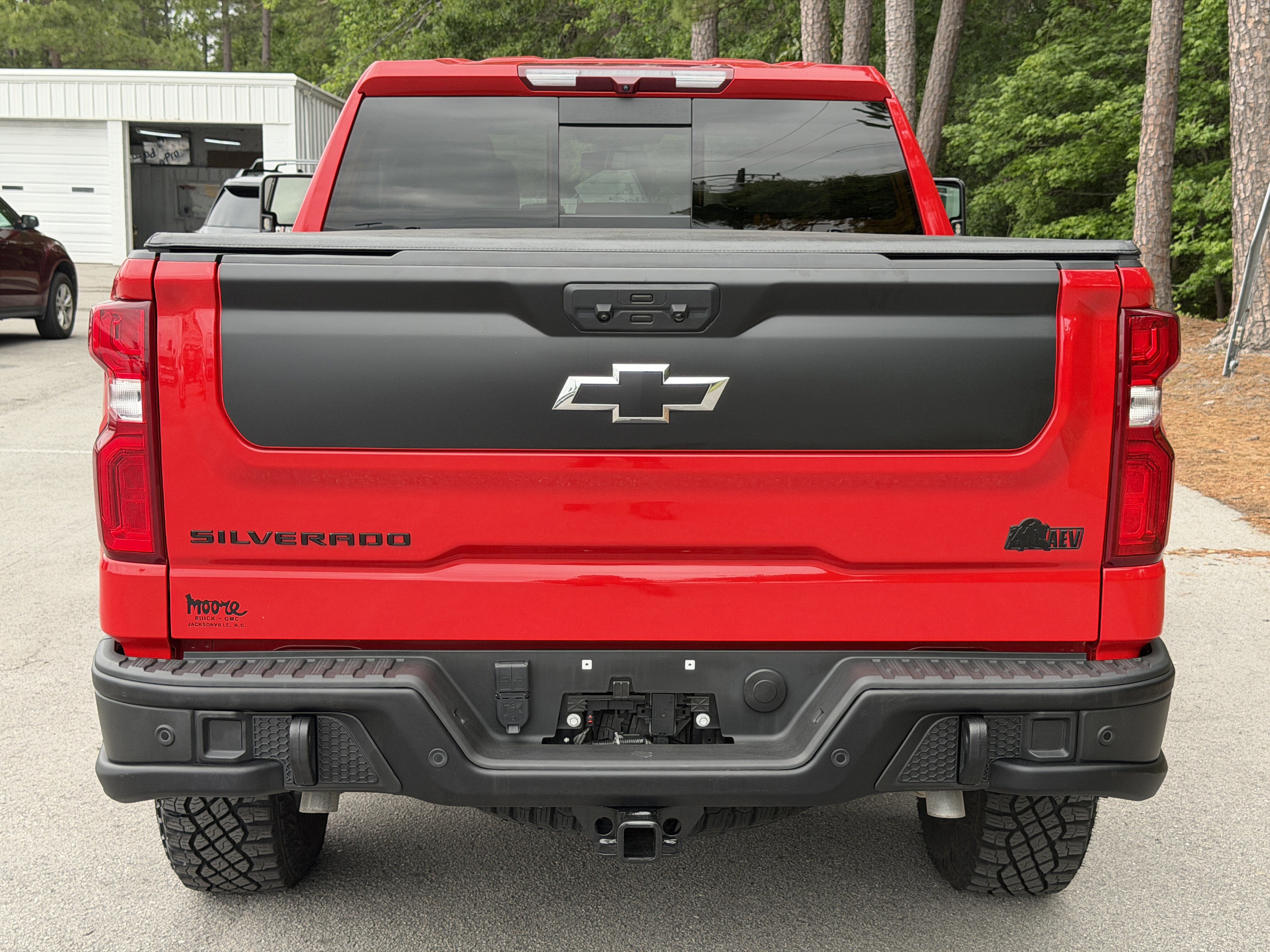 Used 2024 Chevrolet Silverado 1500 ZR2 w/ ZR2 Bison Edition AWD/4WD image 9