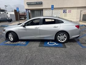 Used 2018 Chevrolet Malibu LT FWD image 8