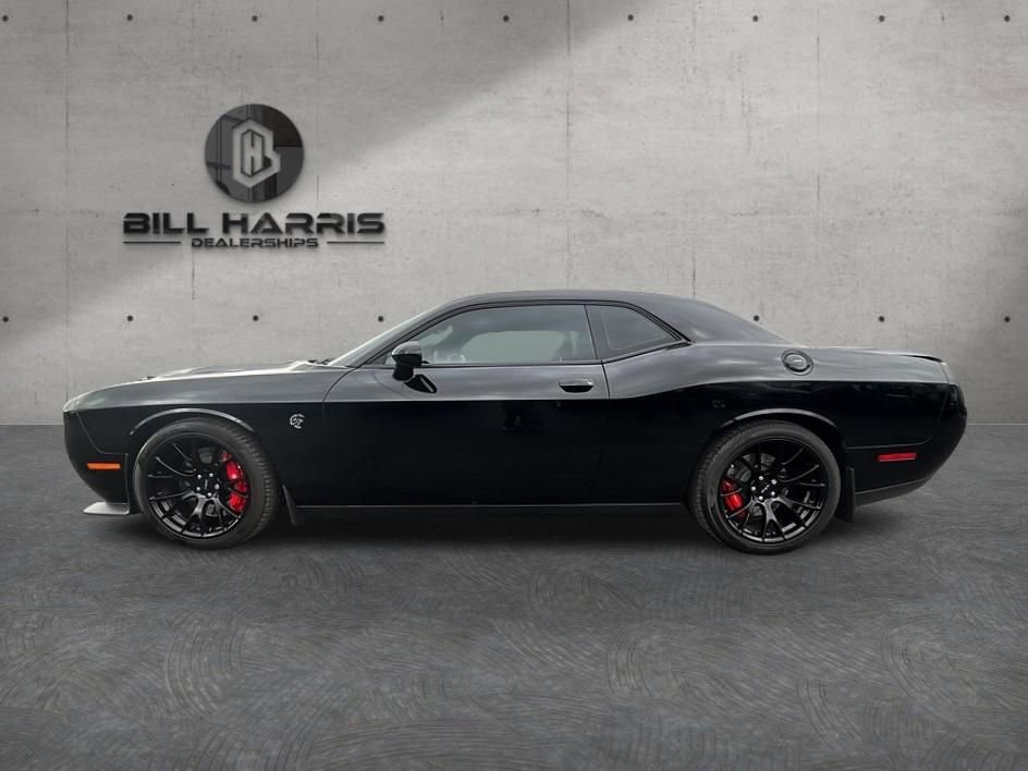Used 2016 Dodge Challenger SRT Hellcat image 12