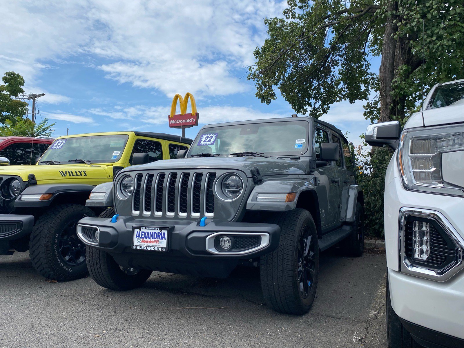 Used 2022 Jeep Wrangler Unlimited Sahara w/ Safety Group