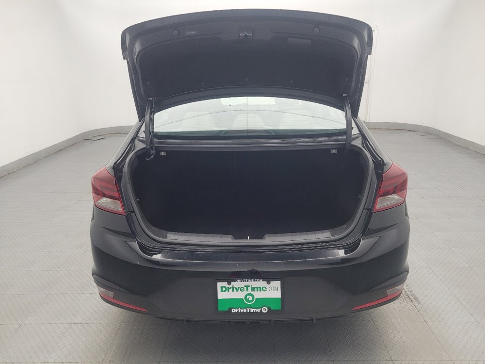 Used 2020 Hyundai Elantra SE FWD image 29