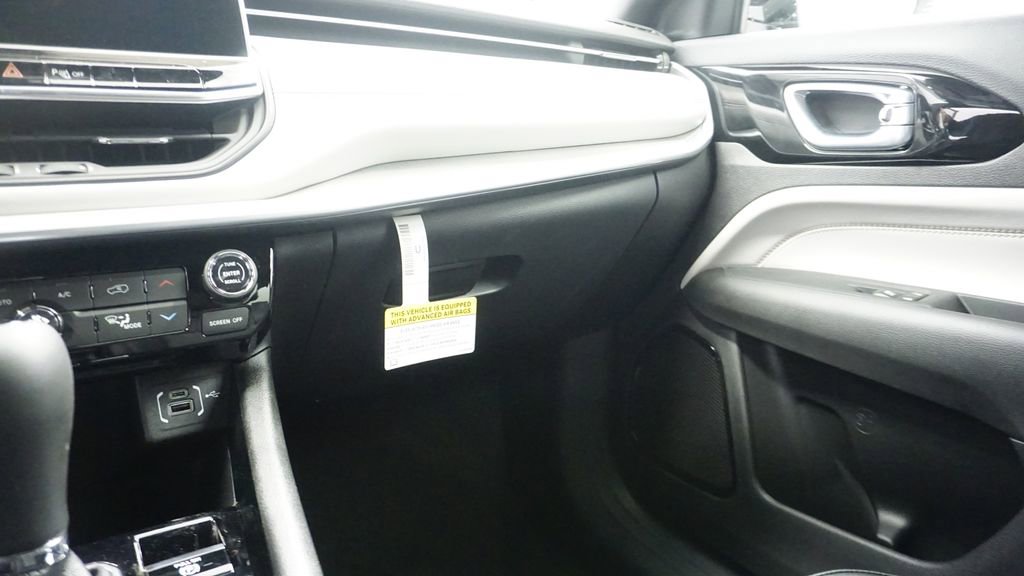 New 2026 Jeep Compass Limited AWD/4WD image 36