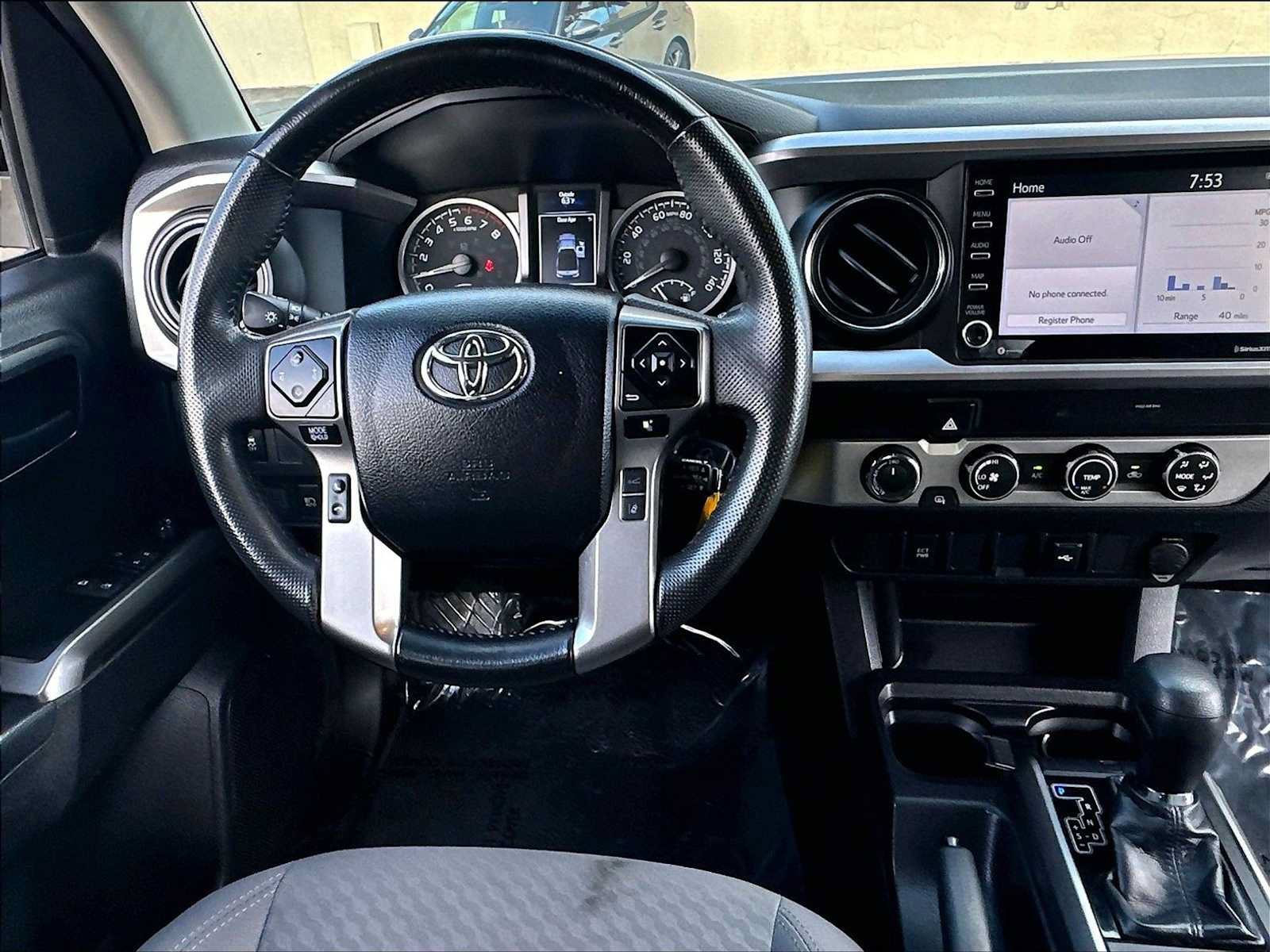 Used 2022 Toyota Tacoma SR5 AWD/4WD image 8