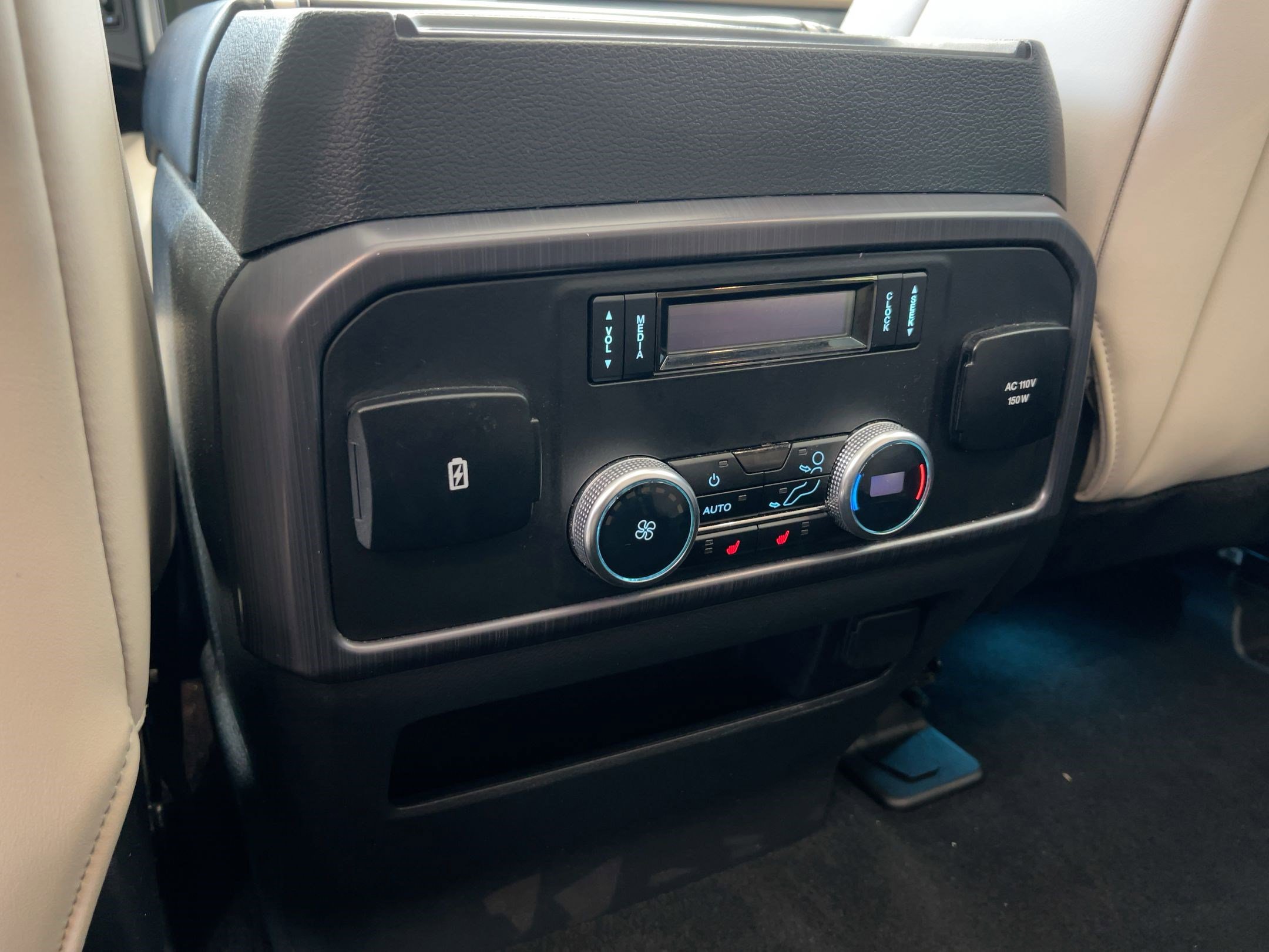 Used 2024 Ford Expedition Max Platinum image 37