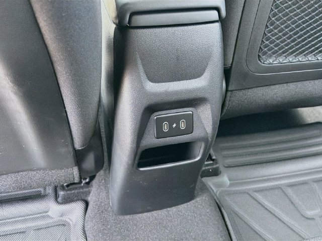 New 2026 Hyundai Venue SEL FWD image 26
