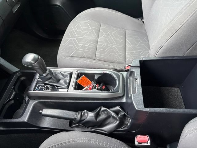 Used 2017 Toyota Tacoma TRD Sport w/ Tow Package (A/T) AWD/4WD image 21