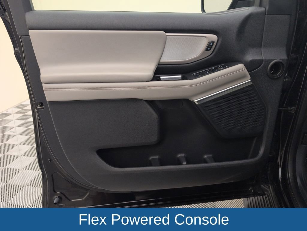 Certified 2025 Ford Expedition Active image 38