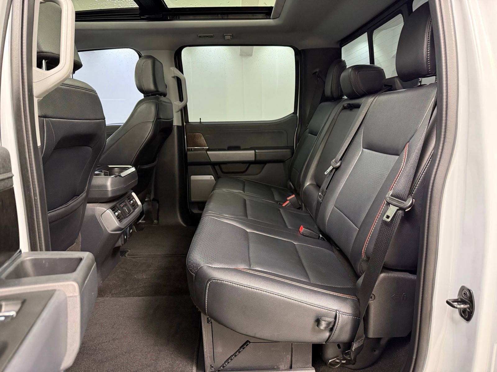 Used 2022 Ford F150 Lariat w/ Equipment Group 502A High image 25