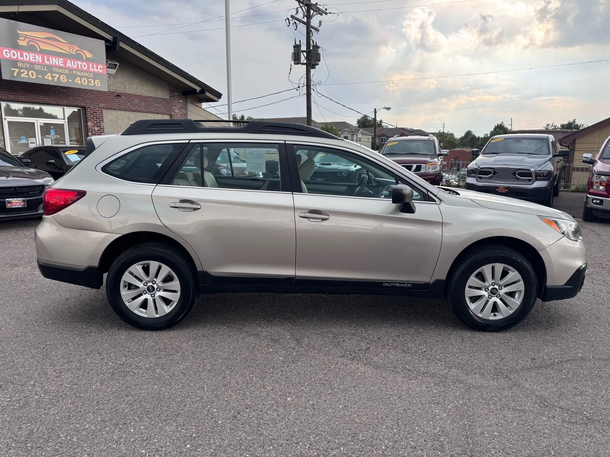 Used 2017 Subaru Outback 2.5i AWD/4WD image 9