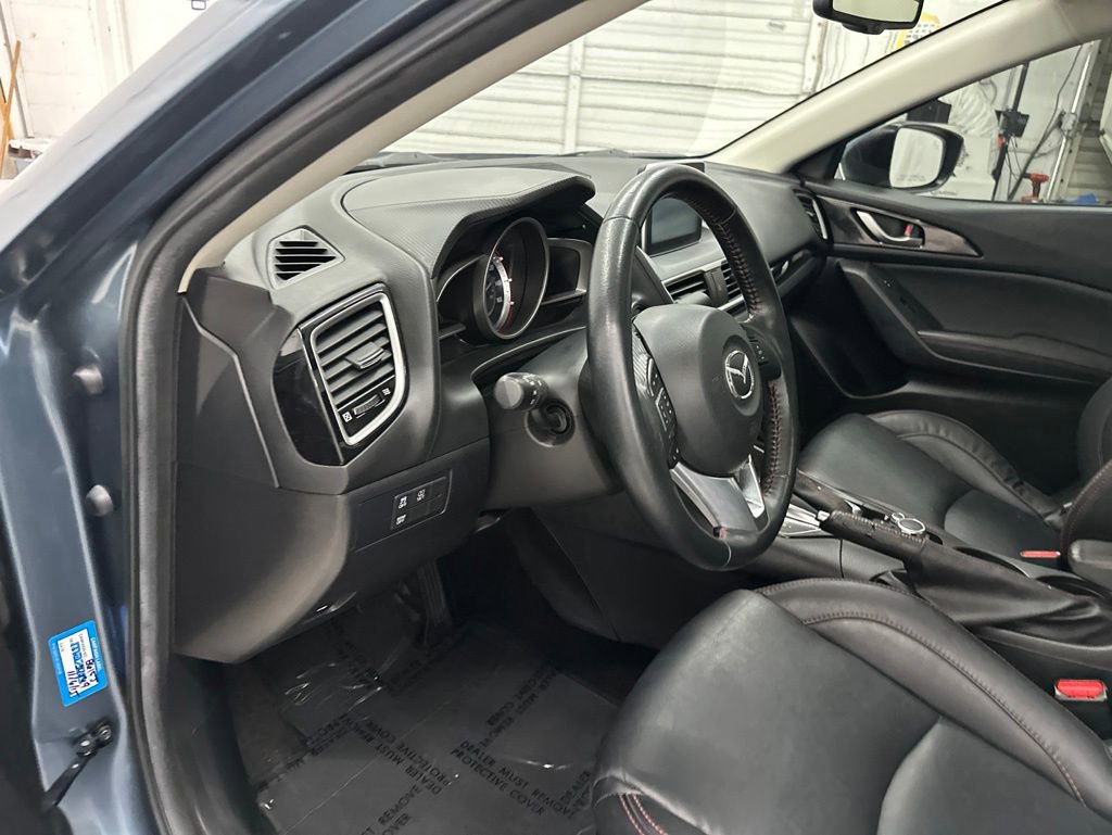 Used 2016 MAZDA MAZDA3 i Grand Touring FWD image 9