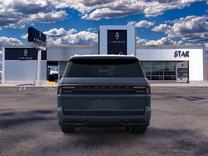 New 2026 Lincoln Navigator L Reserve AWD/4WD image 5
