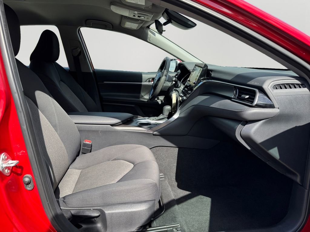 Used 2024 Toyota Camry LE image 12