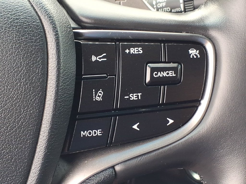 Used 2023 Lexus ES 350 w/ Premium Package FWD image 10