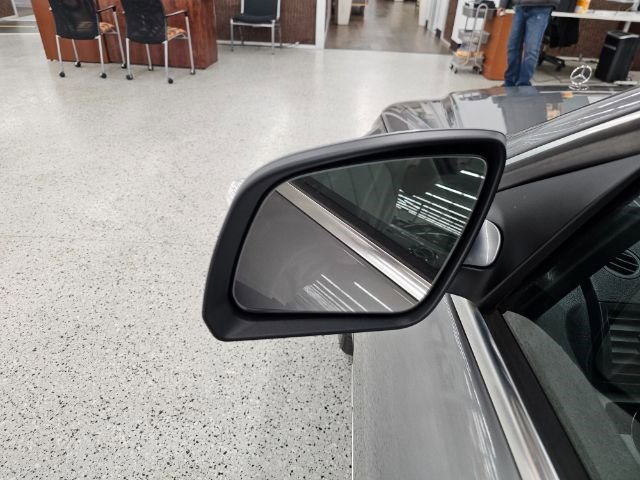 Used 2009 Mercedes-Benz C 300 Sedan image 37