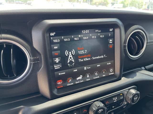 Used 2023 Jeep Wrangler Unlimited Sahara w/ Cold Weather Group AWD/4WD image 19