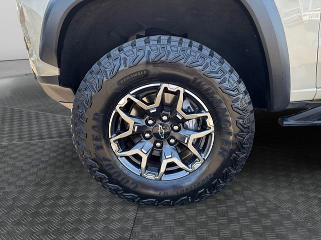 Used 2024 Chevrolet Colorado ZR2 w/ Technology Package image 11