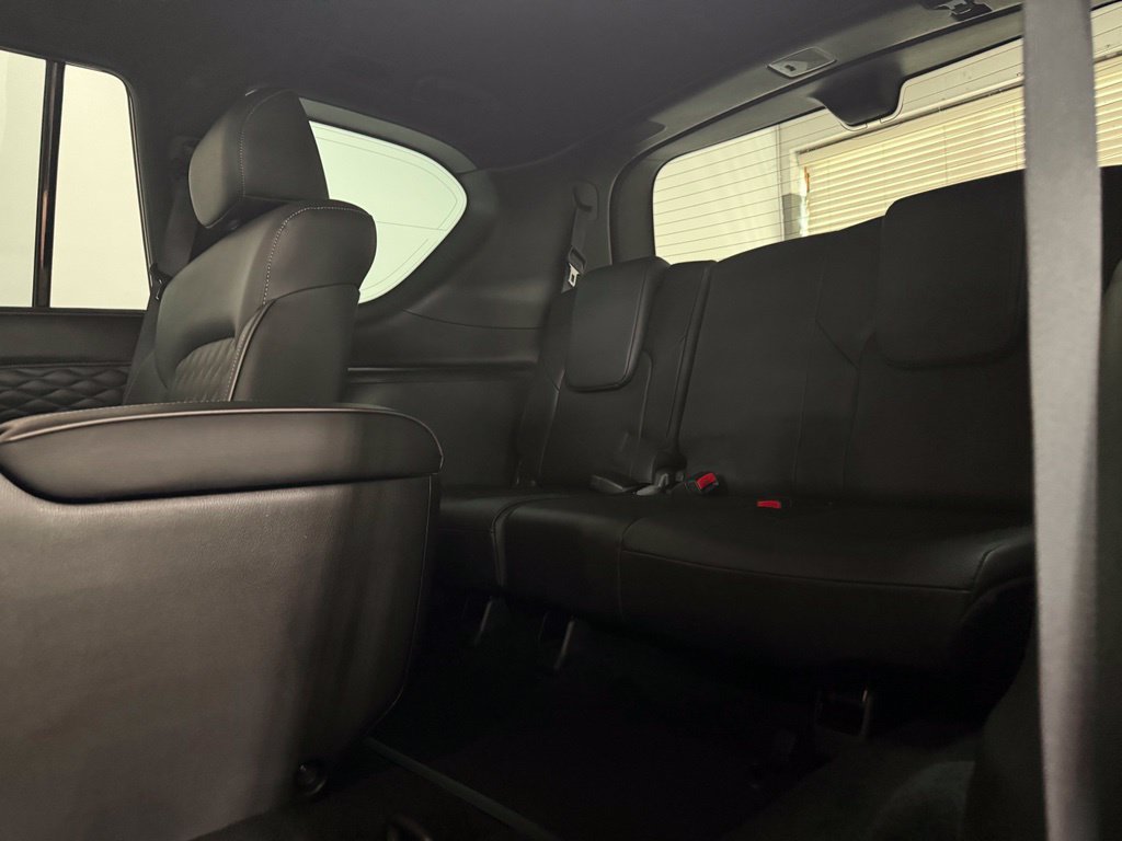 Used 2023 INFINITI QX80 4WD image 11