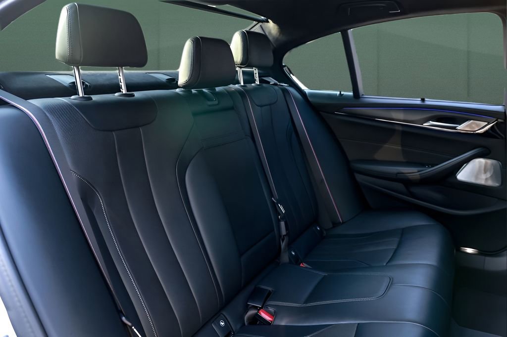 Used 2023 BMW M5 w/ Competition Package AWD/4WD image 27