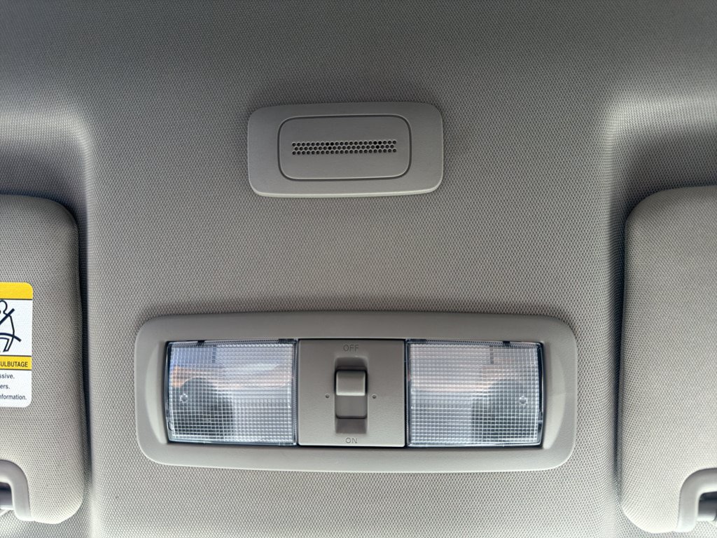 Used 2024 Nissan Frontier S AWD/4WD image 21